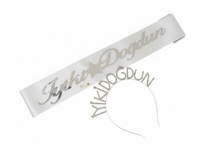 TAŞLI TAÇ KUŞAK SET İYİKİ DOĞDUN BEYAZ GÜMÜŞ